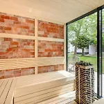 Kenese Bay Garden & Conference Hotel 4*