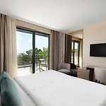 Kenese Bay Garden & Conference Hotel 4*