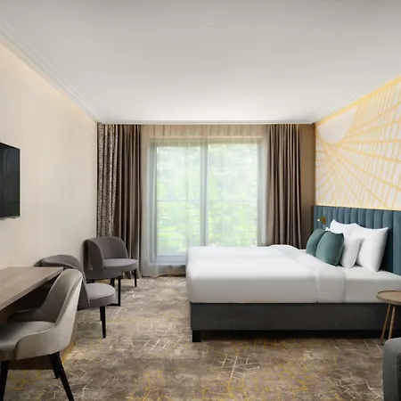 Kenese Bay Garden & Conference 4*