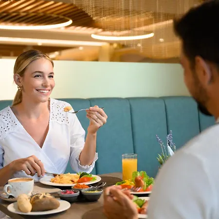 Kenese Bay Garden & Conference Hotel Balatonkenese