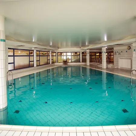 ホテル Kenese Bay Garden & Conference バラトンケネシェ