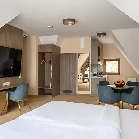 Kenese Bay Garden & Conference 4* Balatonkenese