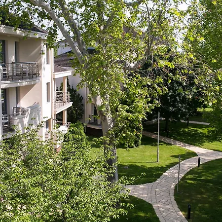 Kenese Bay Garden & Conference 4* バラトンケネシェ