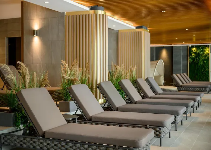 Kenese Bay Garden & Conference Szálloda Balatonkenese