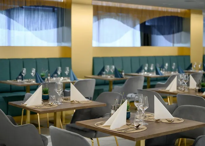 Kenese Bay Garden & Conference 酒店 巴拉腾肯尼斯