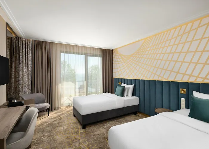 Kenese Bay Garden & Conference Balatonkenese