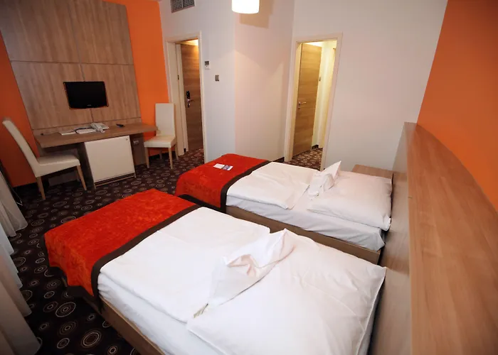 Kenese Bay Garden & Conference 4*