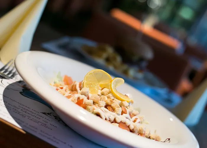 Kenese Bay Garden & Conference Szálloda Balatonkenese