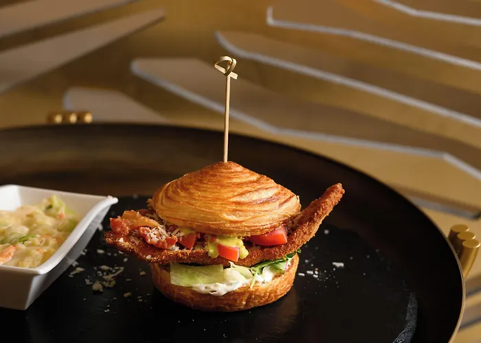 Kenese Bay Garden & Conference Hotel