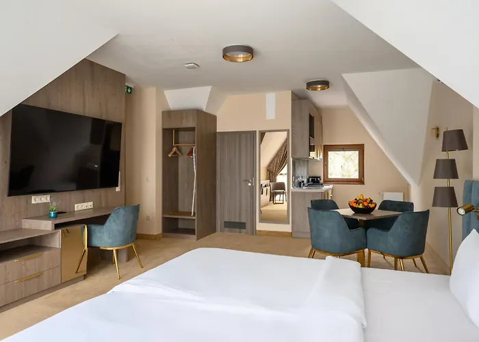 Kenese Bay Garden & Conference 4* 巴拉腾肯尼斯